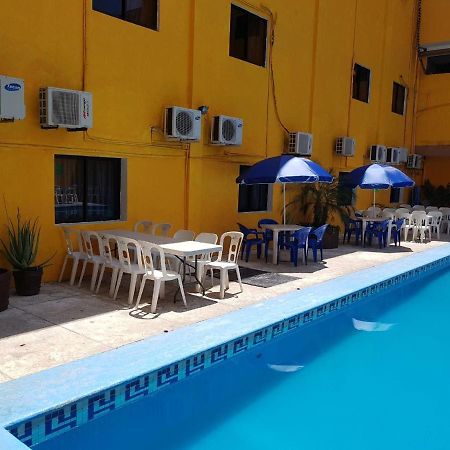 Hotel Arcos Del Parque Acayucan エクステリア 写真
