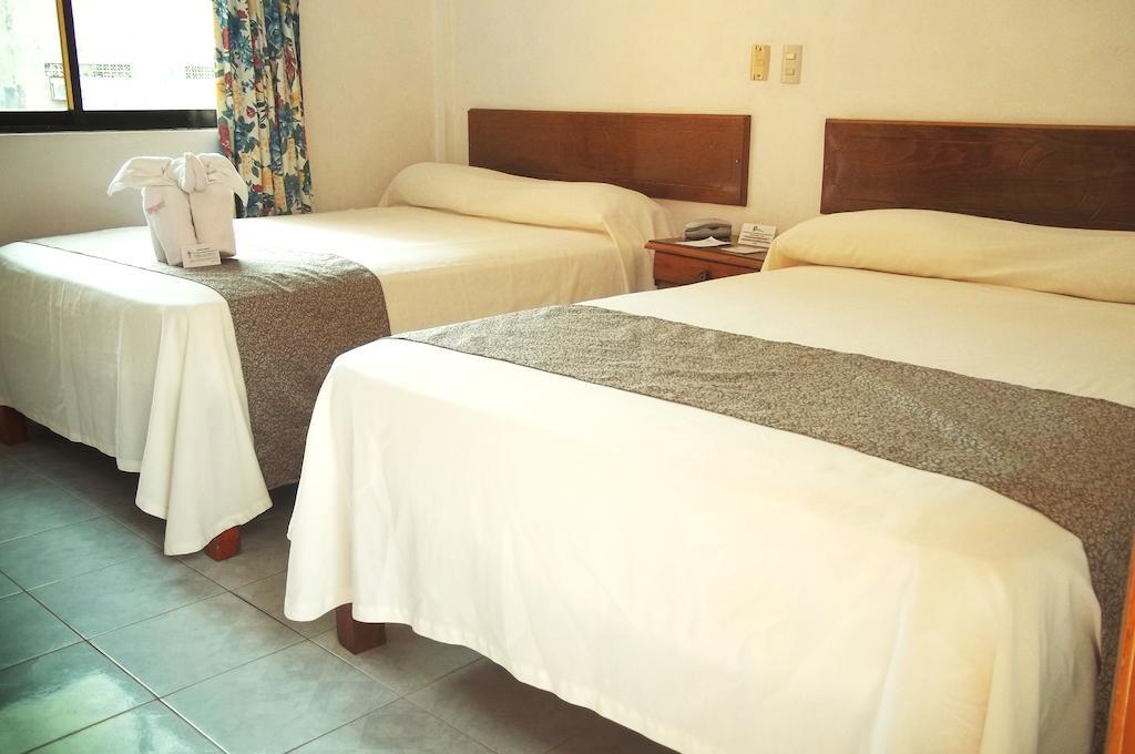 Hotel Arcos Del Parque Acayucan 部屋 写真