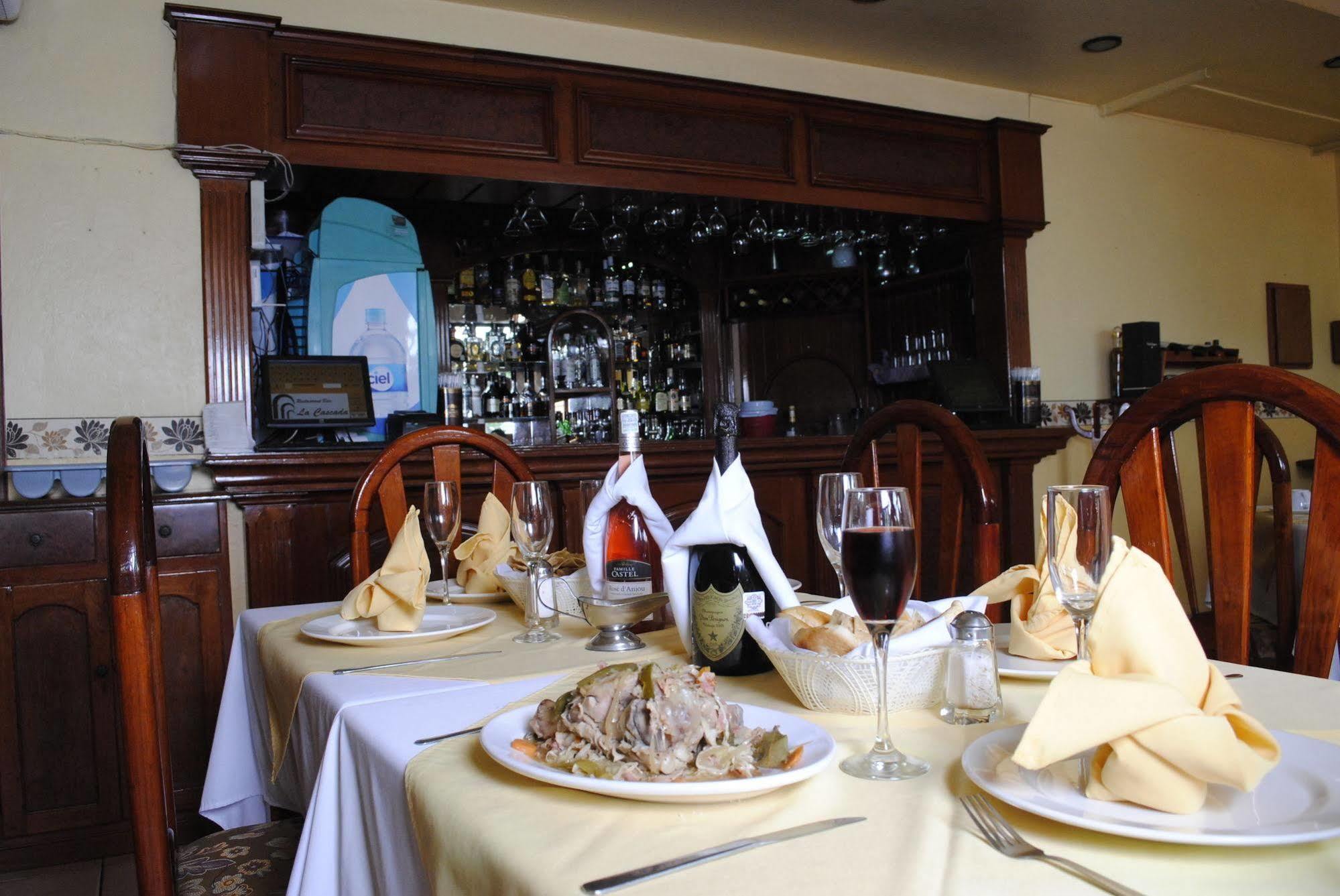 Hotel Arcos Del Parque Acayucan エクステリア 写真