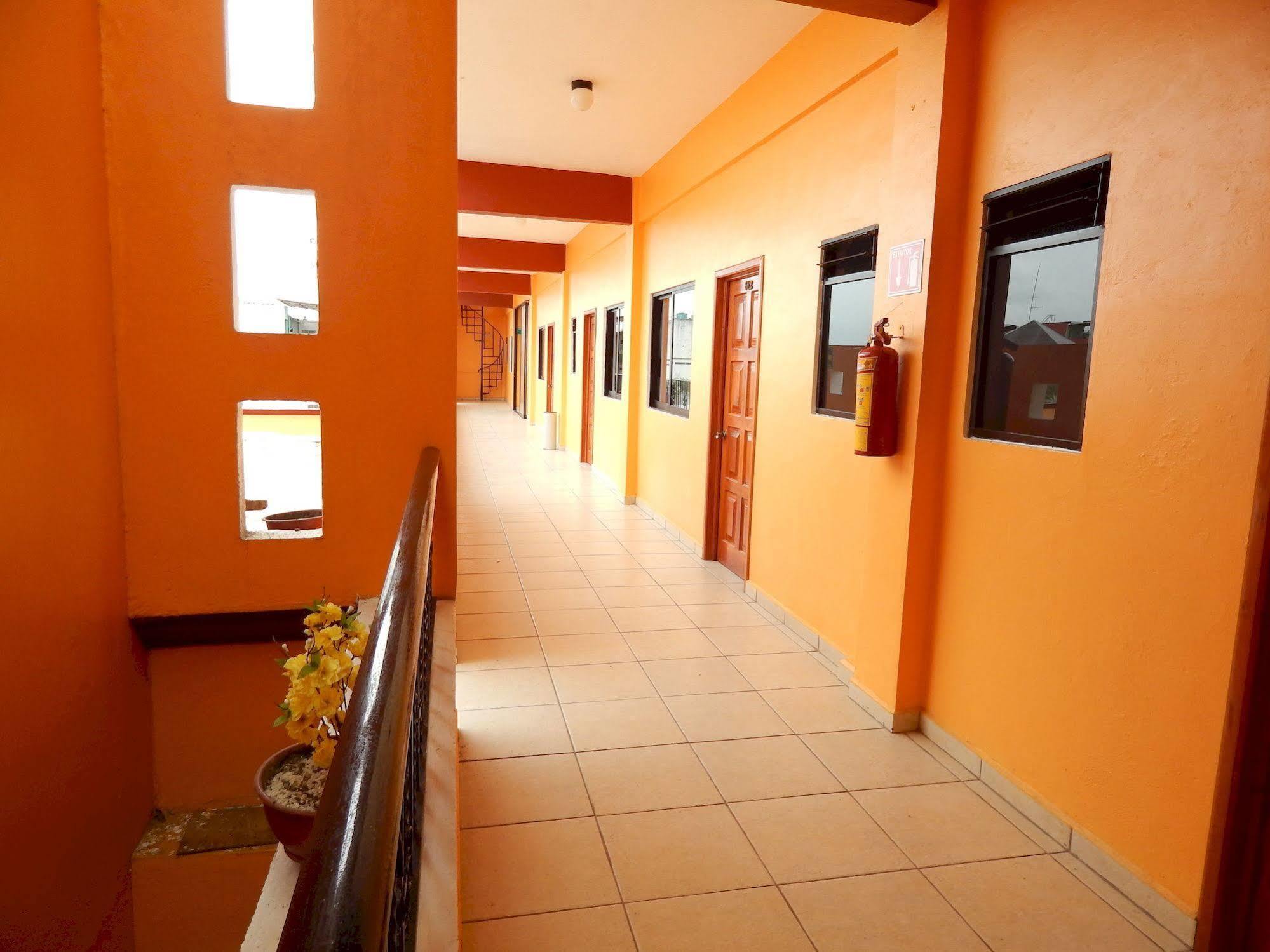 Hotel Arcos Del Parque Acayucan エクステリア 写真